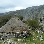 بيت ضيافة El Cardenillo مادريغال دي لا فيرا